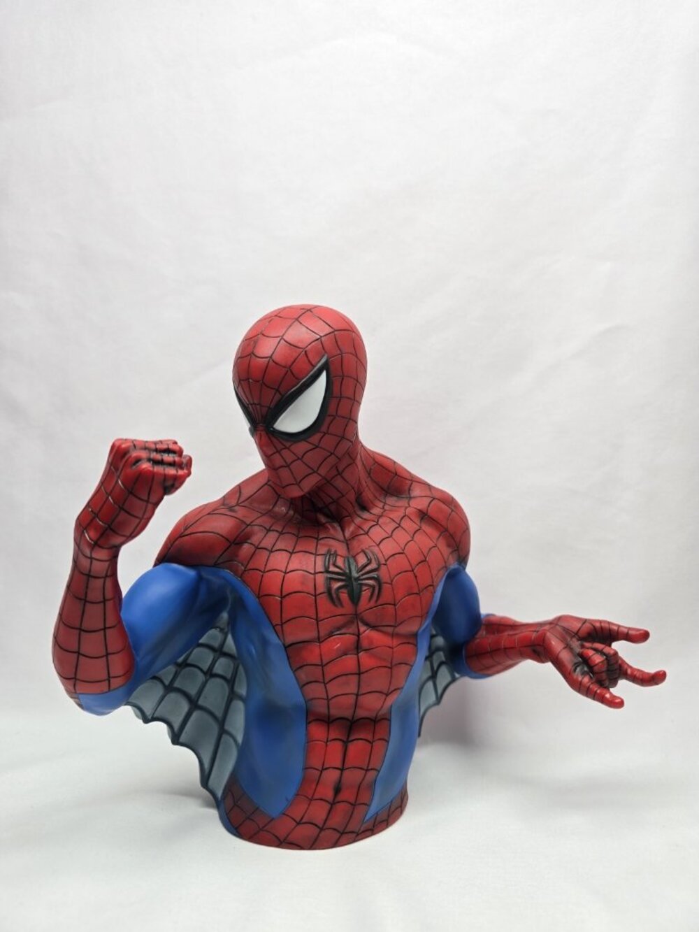 Marvel Spider-Man Bust Coin Bank Monogram 2006 Collectible Piggy Bank- READ